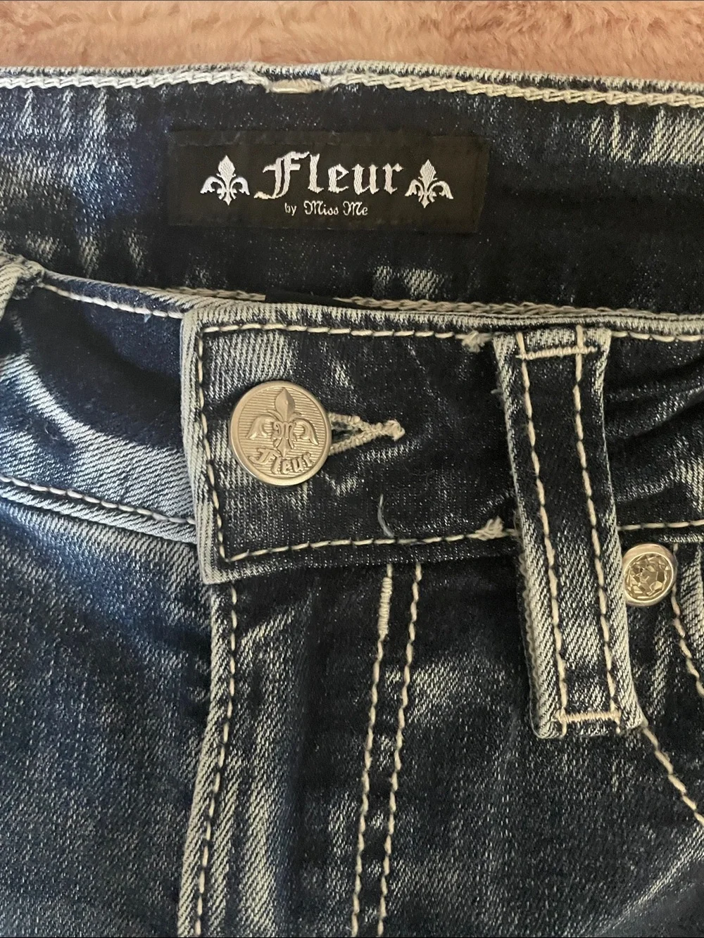 Fleur. Miss Me Embellished Blue Denim Jeans Rhinestone,Sequin Cross Designed Y2K